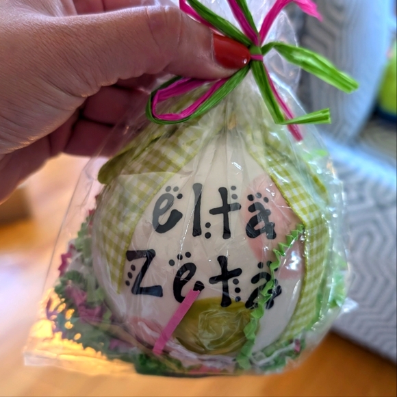 Delta Zeta Christmas ball - Picture 2 of 2